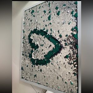 Sequin frame